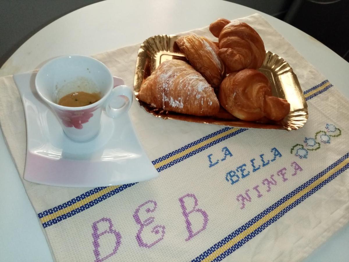 La Bella Ninfa Bed & Breakfast Sermoneta Luaran gambar