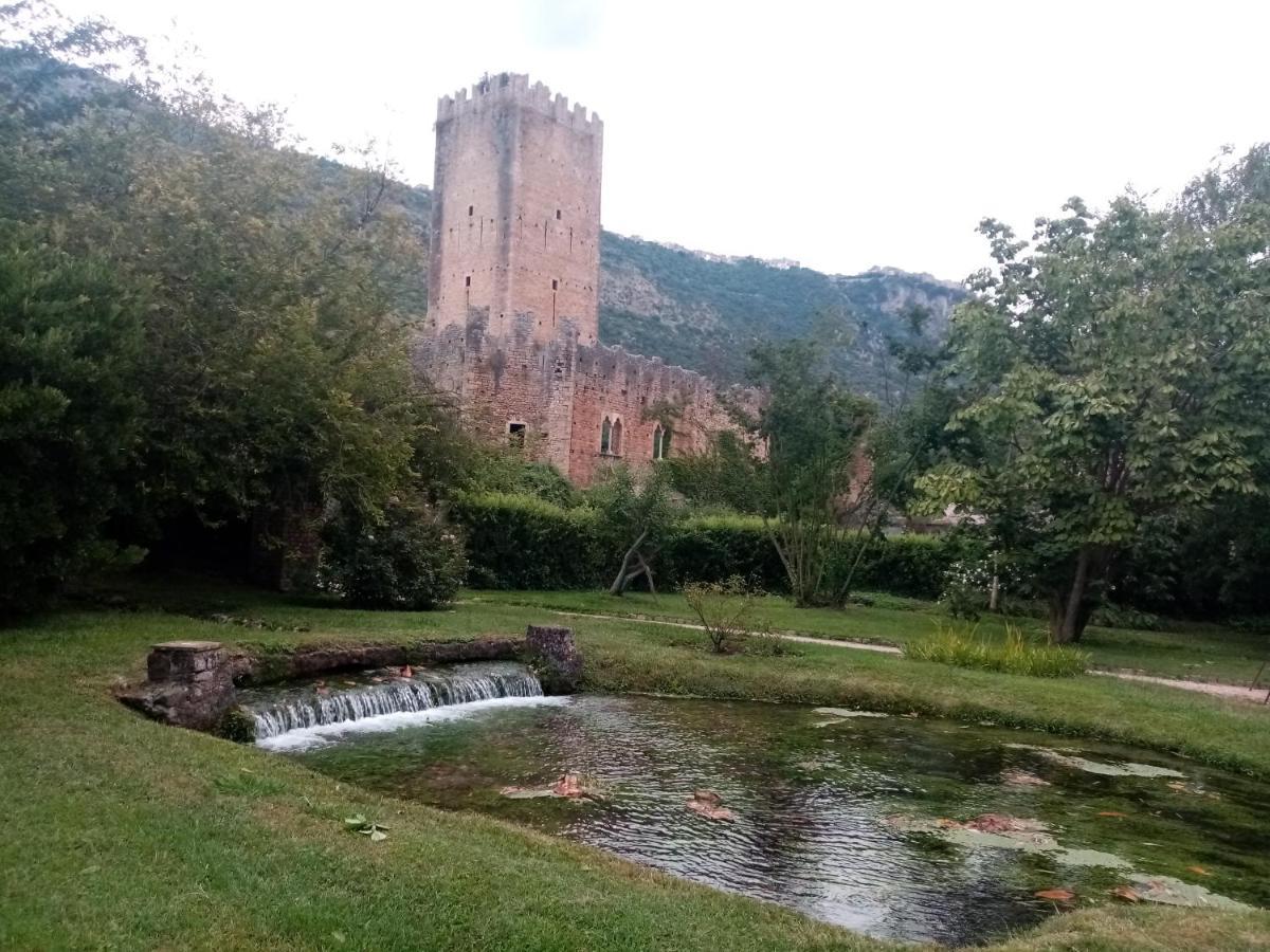 La Bella Ninfa Bed & Breakfast Sermoneta Luaran gambar